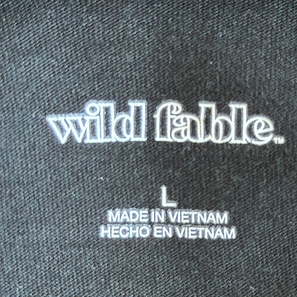 Wild Fable black long sleeve crop top, size L - Picture 3 of 4